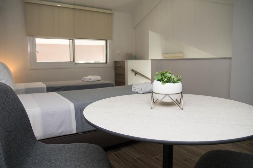 Aelia Luxury Apartments - 8