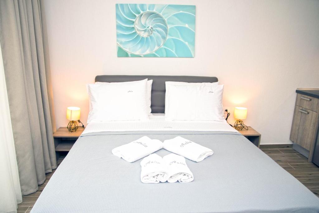 Aelia Luxury Apartments - 11