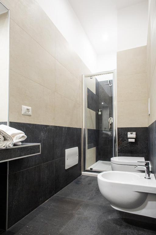A bathroom at Casa Nora Napoli