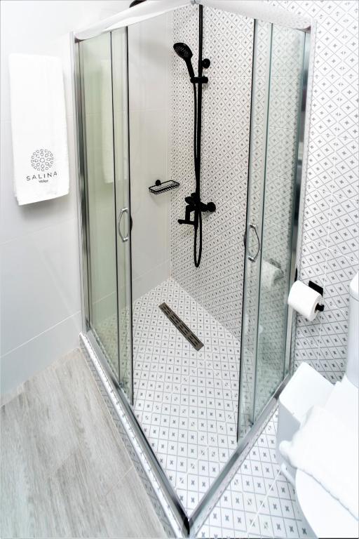 Koupelna v ubytování Salina Premium Residences Volos