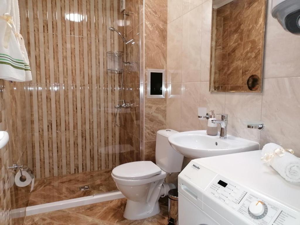 Kúpeľňa v ubytovaní Megi Luxury Apartments