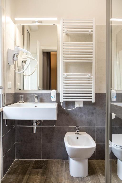 Koupelna v ubytování Hotel Terme di Frasassi