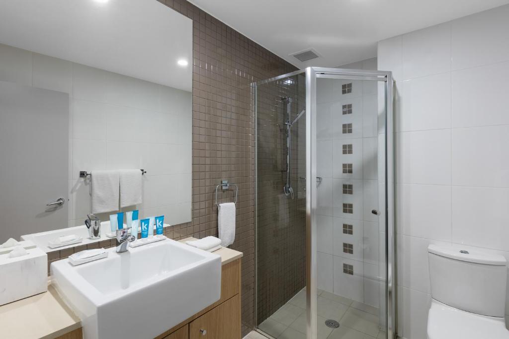 Meriton Suites Waterloo - Resim 38