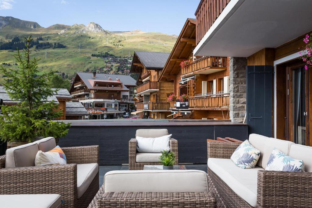Nespecifikovaný výhled na hory nebo výhled na hory při pohledu z hotelu