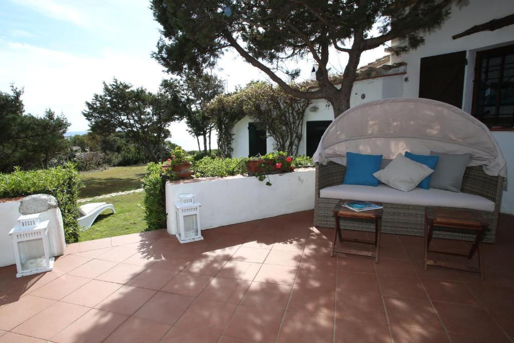 Posedenie v ubytovaní Villa con discesa privata a mare