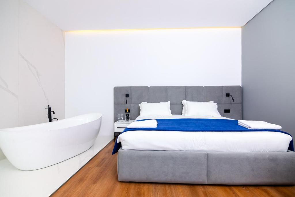 N Hotel BY NOSHI - Deluxe Double Room