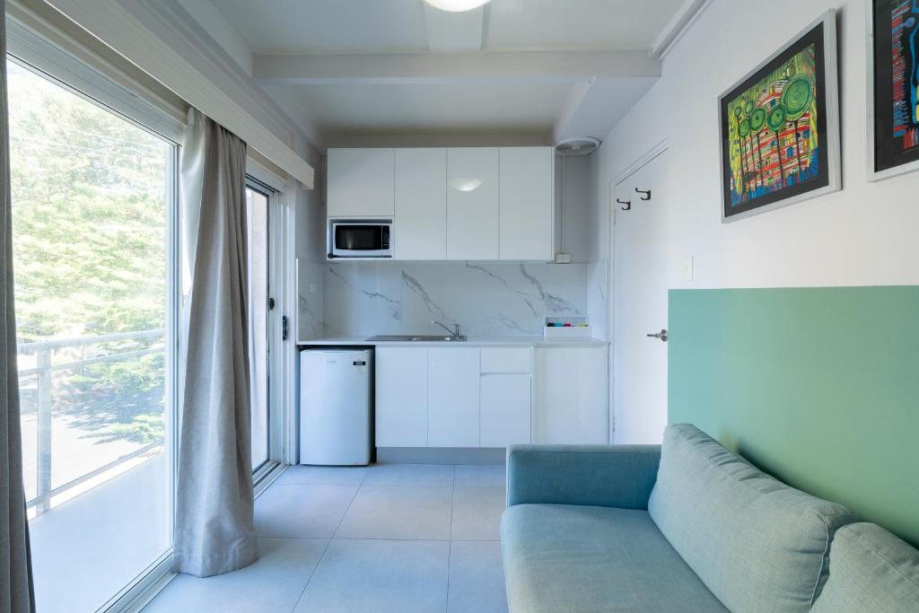 Manly Waves Studios & Apartments - Resim 10