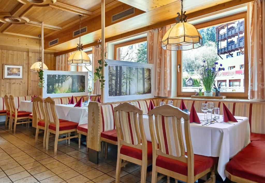 Restaurace v ubytování Gasthof Hotel Schermer