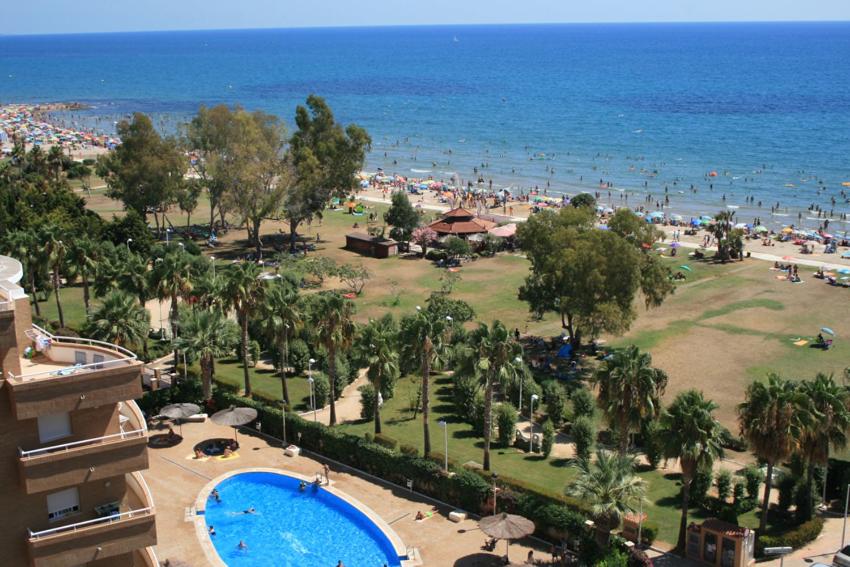 Apartamento en Primera línea de Playa, Beniferri, Spain ...