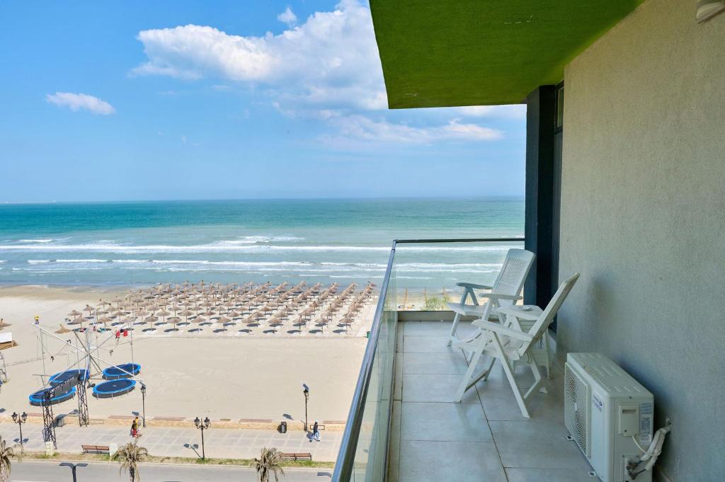 Crazy Sea View 2BR Apartment Spa Pools Resort- Parking