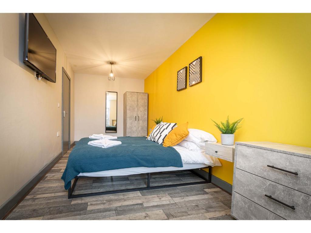 Pass the Keys Apartment Sleeping 6 Blackpool central