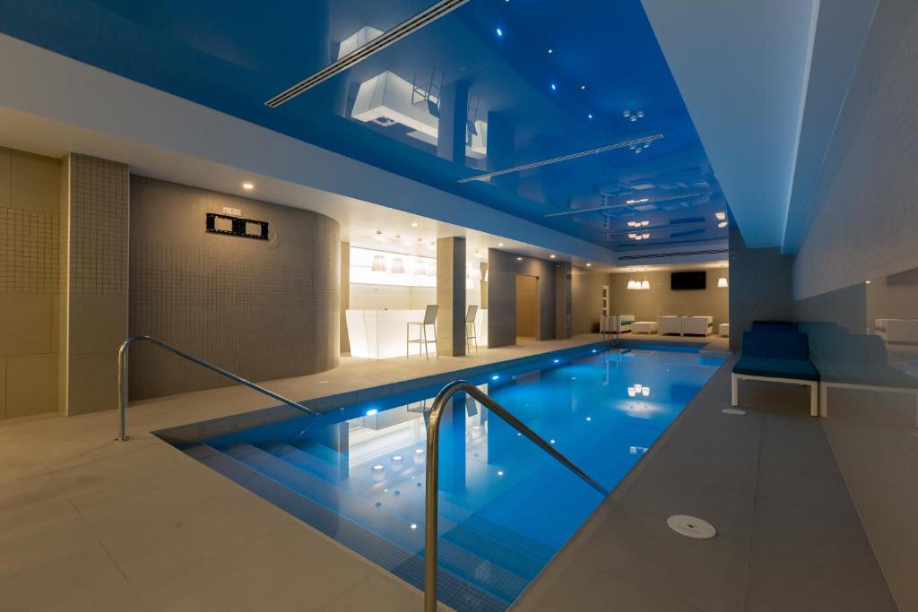 Bazén v ubytování Atlantic Garden Resort nebo v jeho okolí