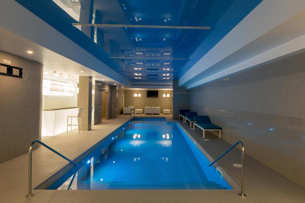 Bazén v ubytování Atlantic Garden Resort nebo v jeho okolí