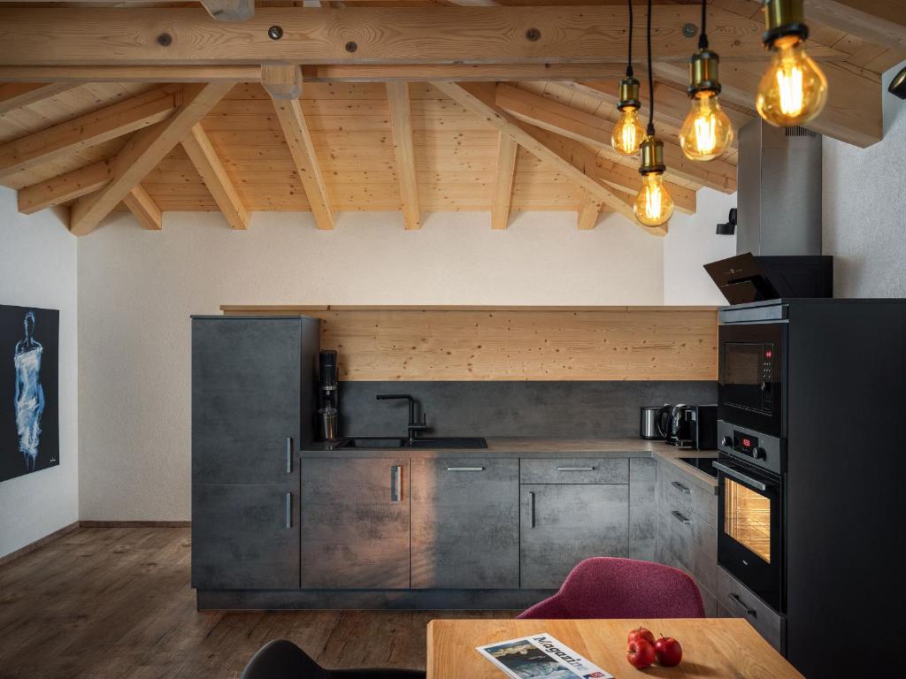 Kuchyň nebo kuchyňský kout v ubytování Schneggnheisl Panoramaappartements