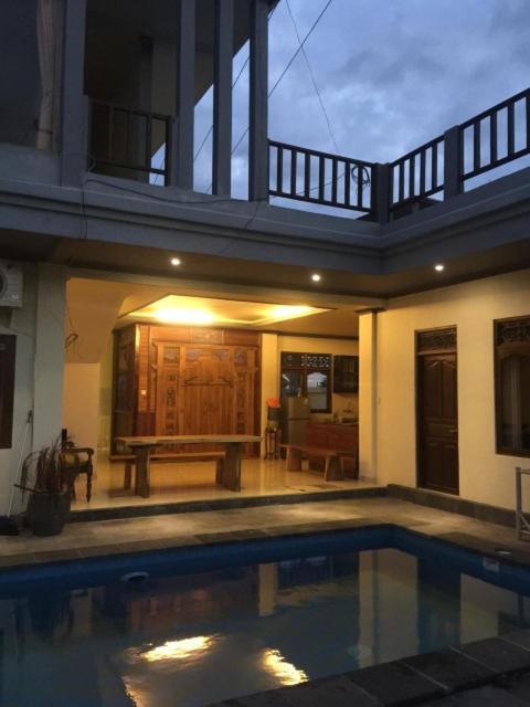 Suitetrails - Rumah Kuning