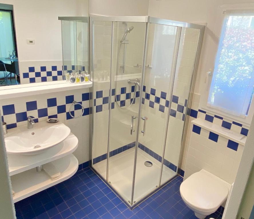 Villa Costantina with heated POOL - Double Room With Mountain View