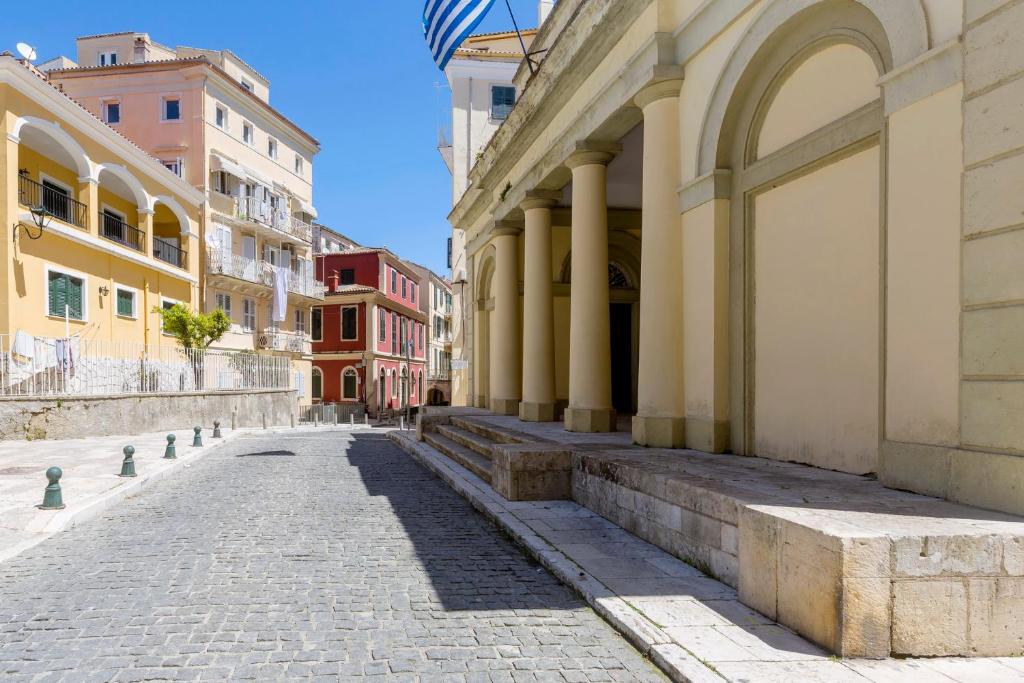 Budova, v ktorej sa apartmán nachádza