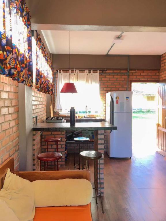  CASA EM FRENTE A PRAIA DA VILA