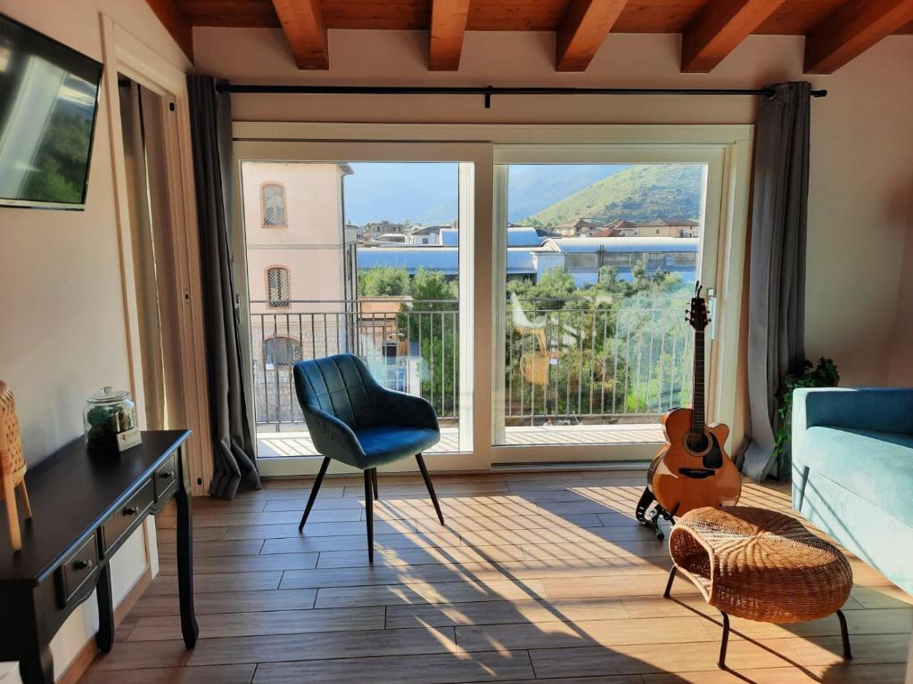 A seating area at Il Beccaria Relais B&B