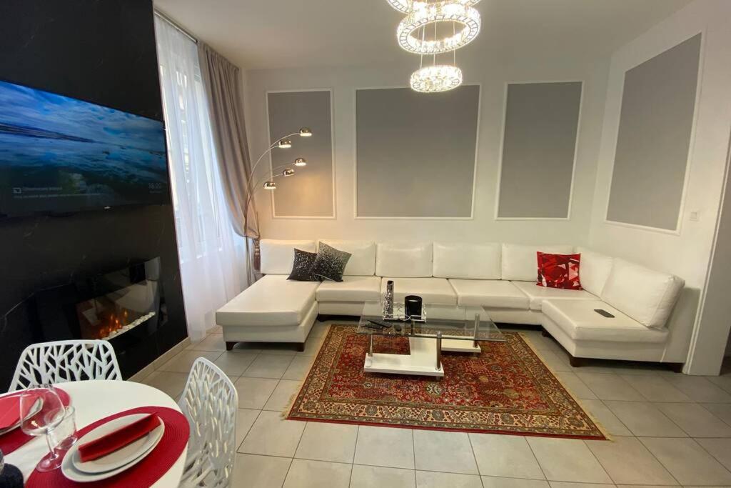 Posezení v ubytování Esprit Luxe .... au coeur de Mulhouse