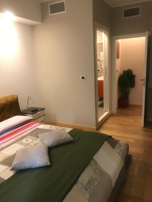 Smart-House Rent-Rooms FREE PARKING - 15