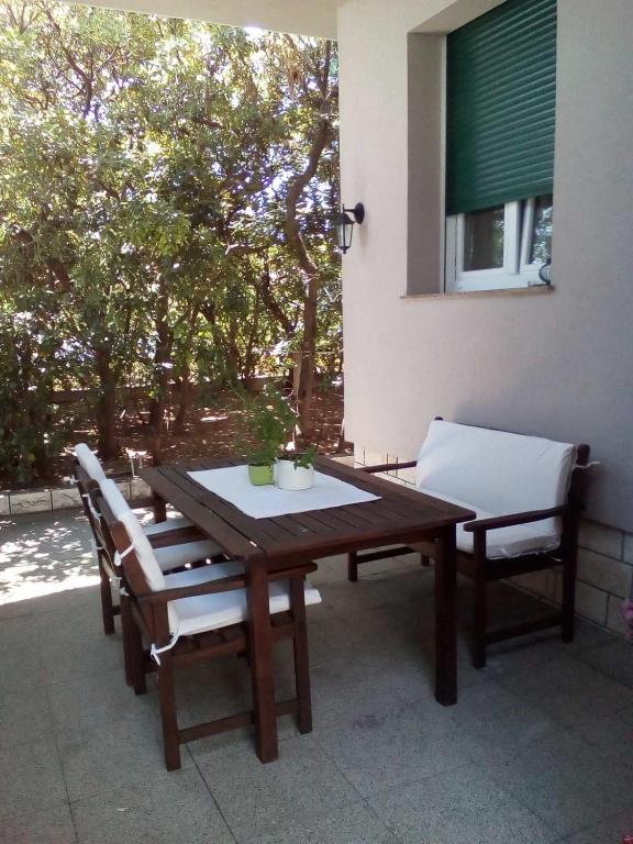 Lavanda - One-Bedroom Apartment
