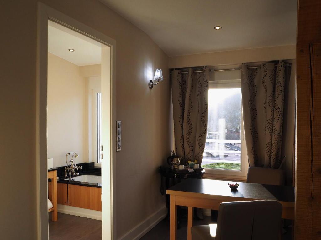 Hôtel Beau Rivage - 10