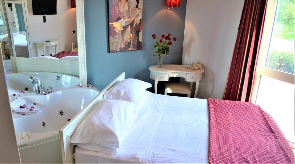 Hotel Fiera Di Brescia - Chambre Double Avec Baignoire Spa