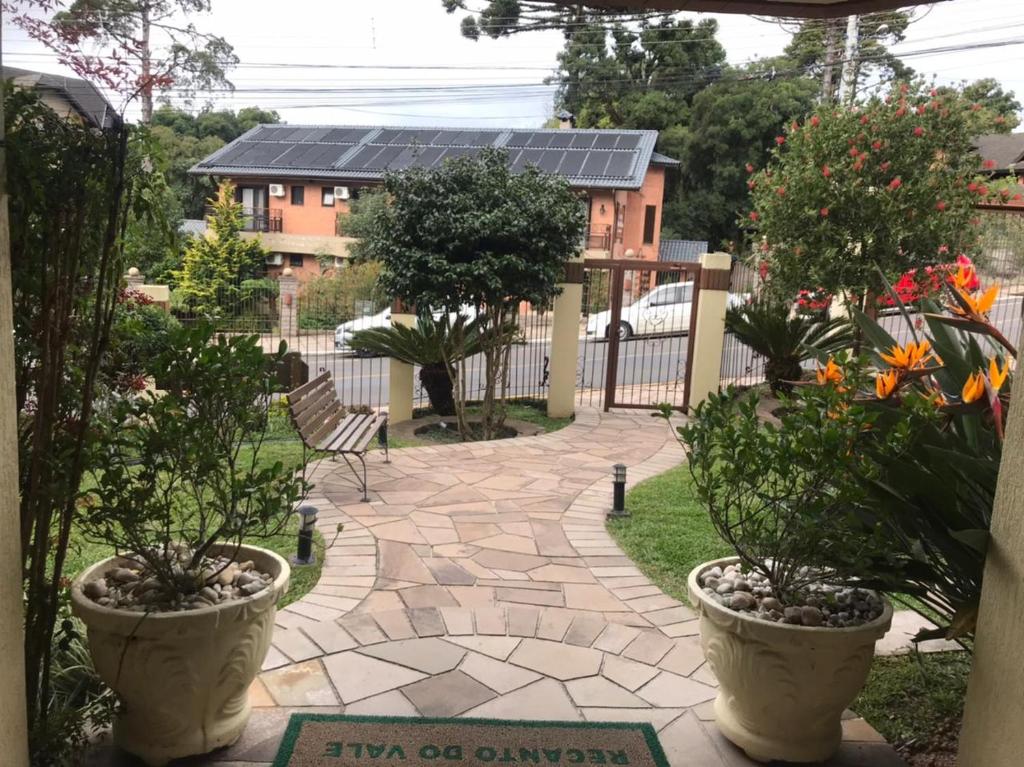 Charme Apartamento Centro de Gramado (600 metros da rua coberta)  Charme Apartamento Centro de Gramado (600 metros da rua coberta)