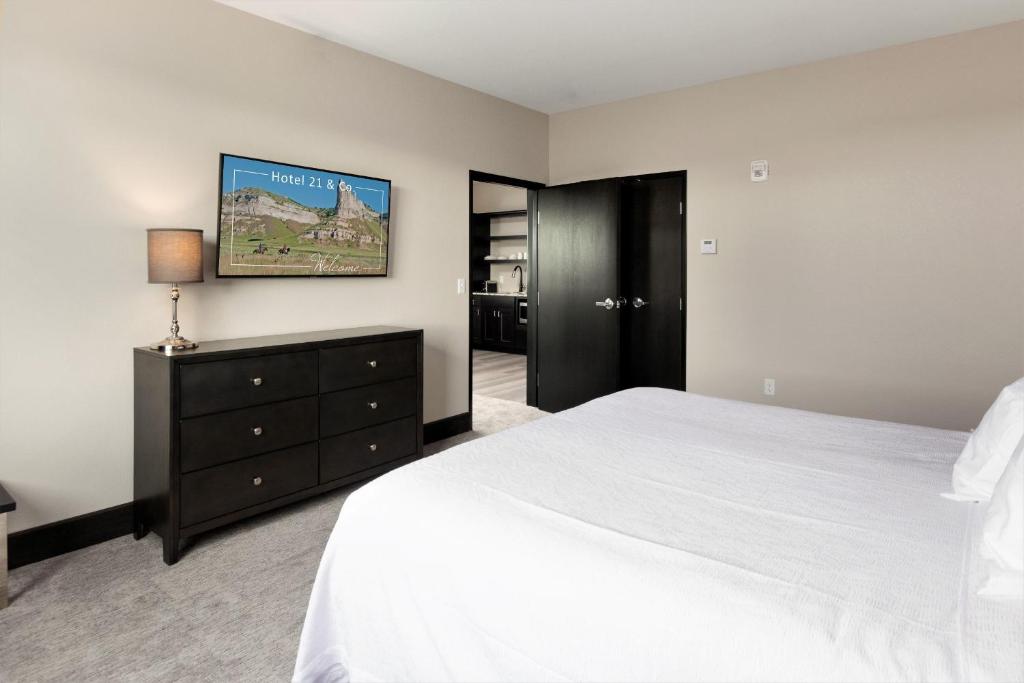 Hotel 21 photo