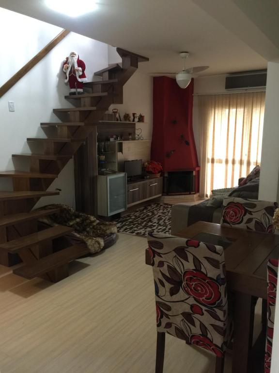  Excelente Apartamento no centro de Canela
