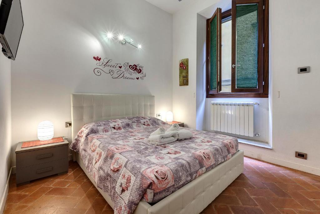 Geppi's Apartments - 10