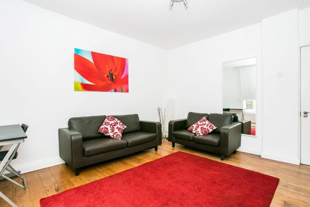 Central 2 Bedroom  in Kennington - Housity
