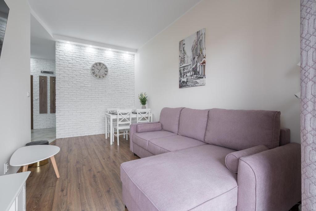 Posedenie v ubytovaní Apartament G11 z miejscem parkingowym
