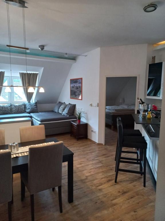 Kuchyň nebo kuchyňský kout v ubytování A-M Condominium