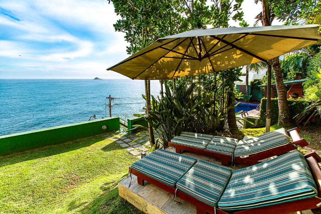  Charming Ocean Front Villa - São Conrado