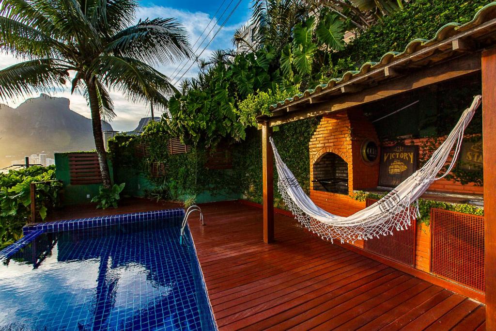  Charming Ocean Front Villa - São Conrado