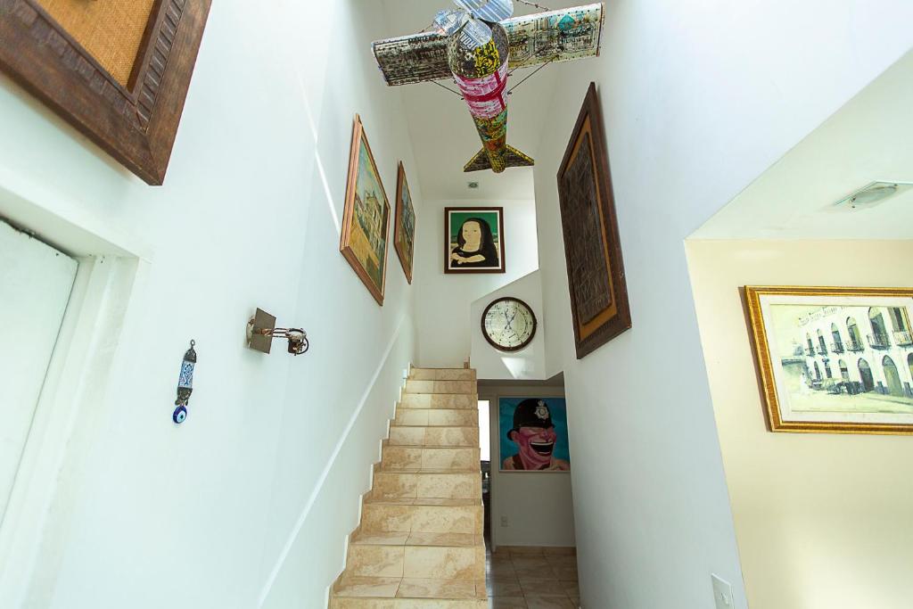  Charming Ocean Front Villa - São Conrado