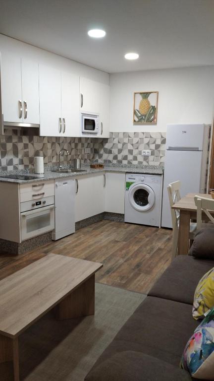 APARTAMENTOS TURISTICOS LAS CANDELAS - Apartment - Ground Floor