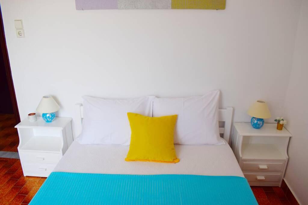 Posteľ alebo postele v izbe v ubytovaní Magnificent sea view,clean and bright apartments