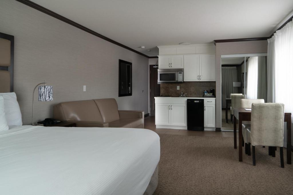 Kuchyň nebo kuchyňský kout v ubytování Prestige Vernon Hotel