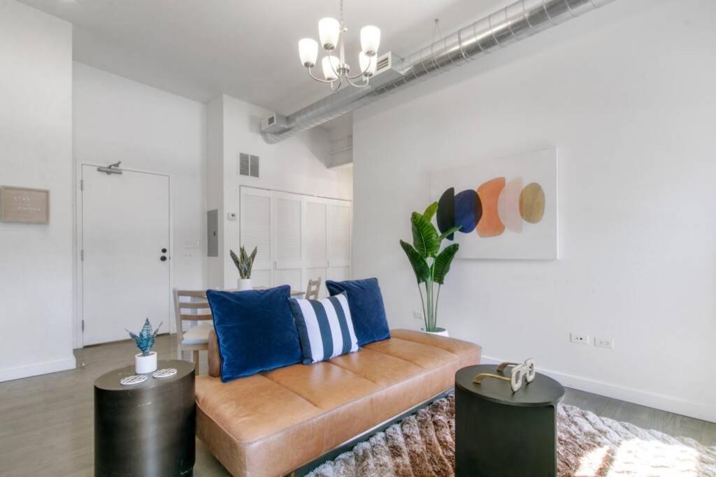 Gallery image of West Loop 1BR Apartment with In-Unit Laundry - Lake 301 in Chicago