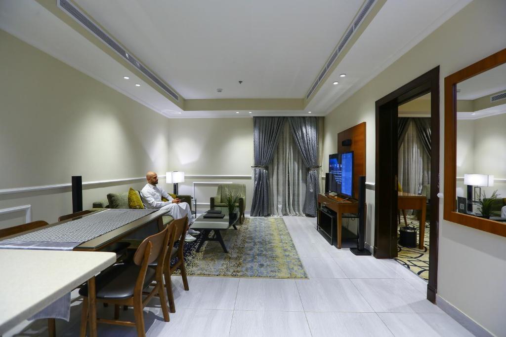 Posezení v ubytování Lotaz Hotel Apartments - Al Salamah