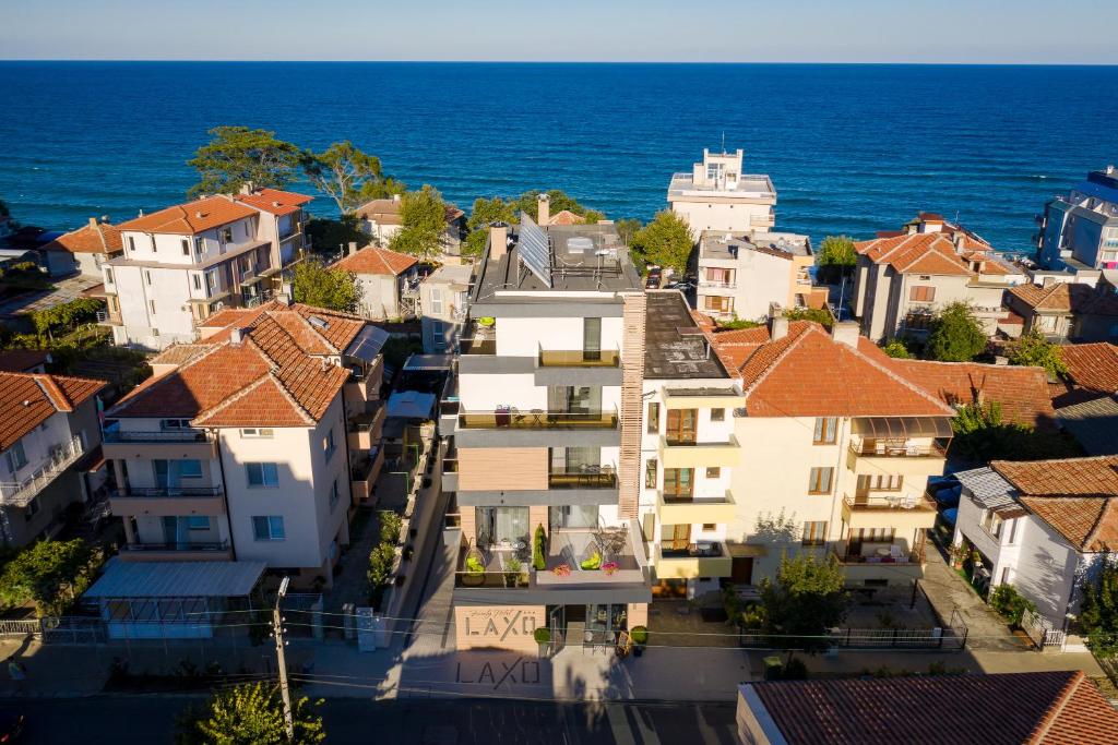 Nespecifikovaný výhled na moře nebo výhled na moře při pohledu z hotelu
