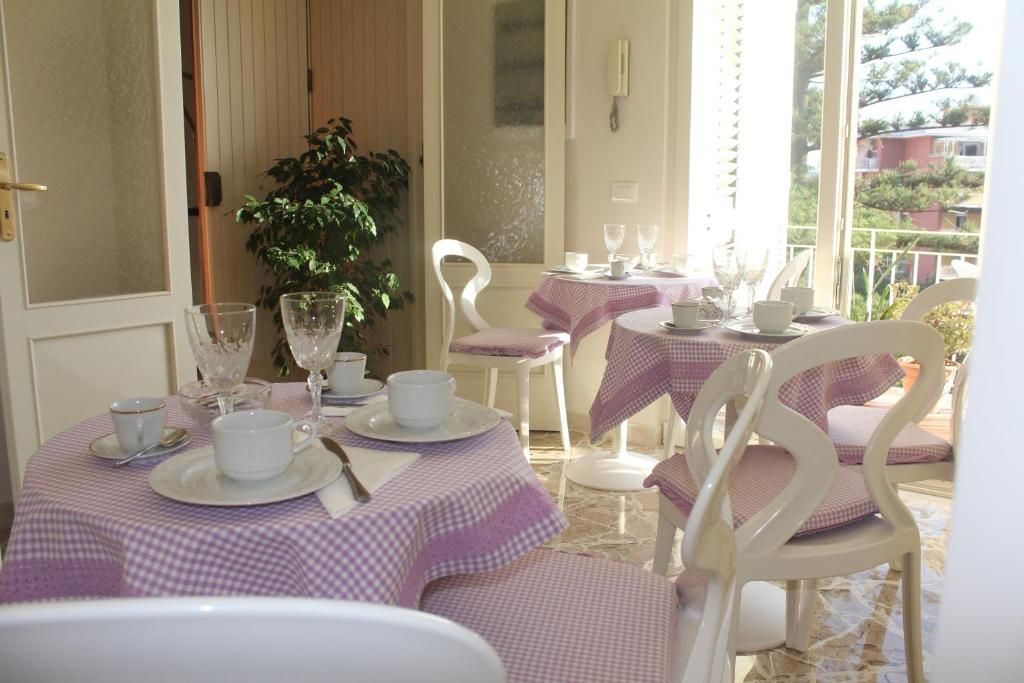 Restaurace v ubytování B&B Il Giglio Bianco