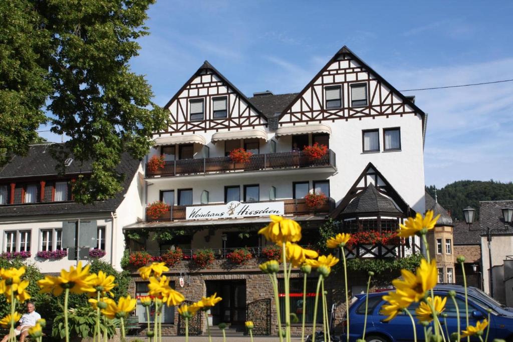 Guesthouse Weinhaus Hirschen, Bruttig-Fankel, Germany - Booking.com