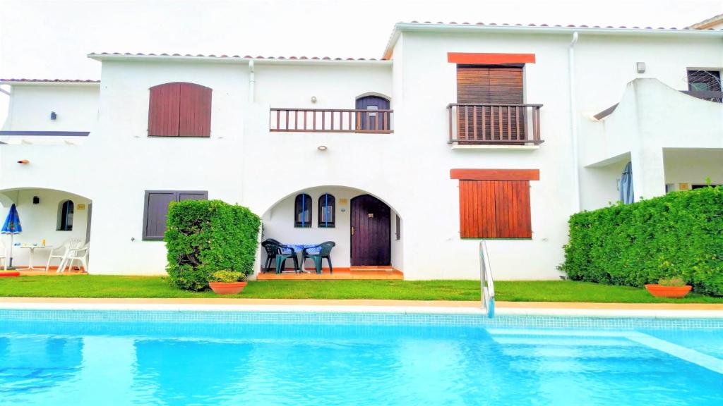 Villa Carina 9, LEscala – Updated 2022 Prices