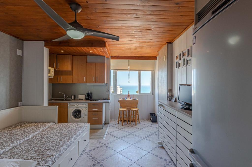 797 Holiday Rentals - Estudio para 3 con vistas al mar ...