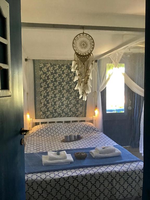 Postel nebo postele na pokoji v ubytování Chez Cécile Home