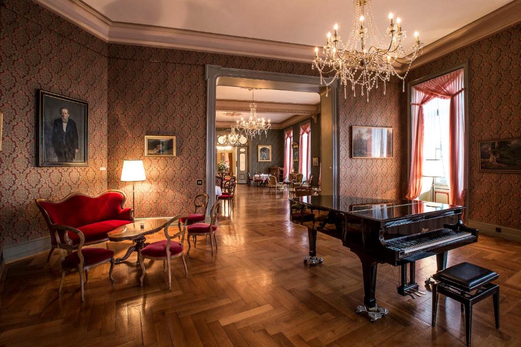 Posezení v ubytování Grandhotel Giessbach